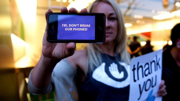 对比iPhone5，苹果iPhone6到底会多大多薄