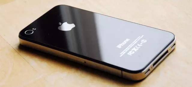 论人脸识别，苹果iPhone X依然领先三星S9