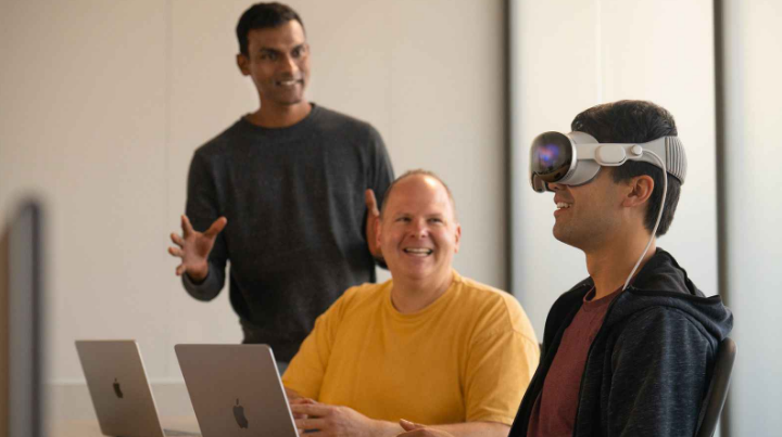 苹果 iPhone 15 Pro 机型 CAD 渲染图曝光：相机凸起 3.78 毫米