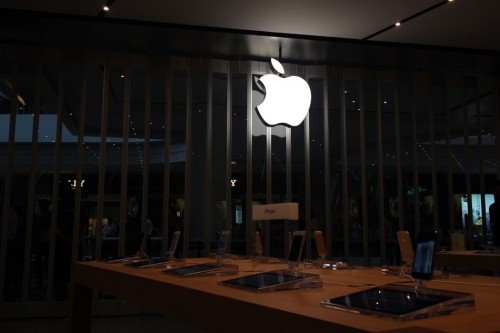 iPhone 8 3D玻璃机身确定：买买买已成定数