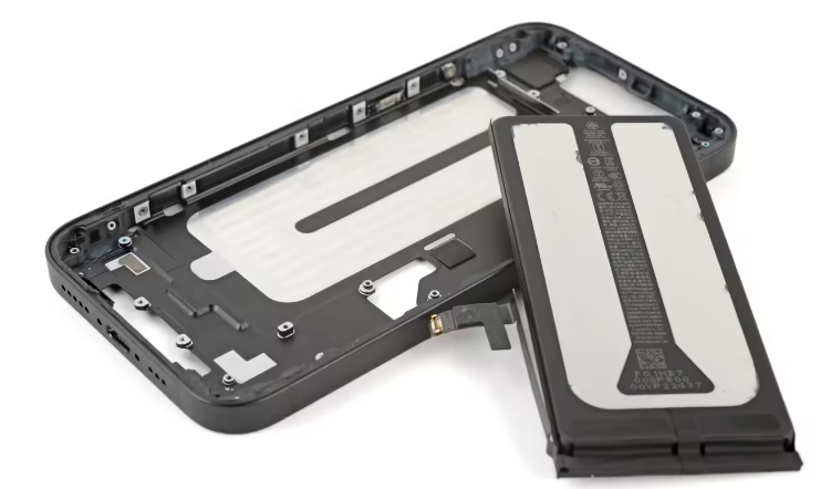 苹果开始在印度生产iPhone SE，本月底出货