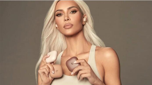 曝 AirPods Studio 下周直接发布：搭载 H1X 芯片，售价 2,386 元