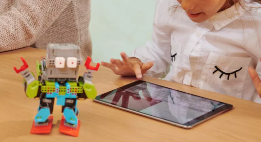 苹果 Apple Store 温州万象城店将于明日正式开幕