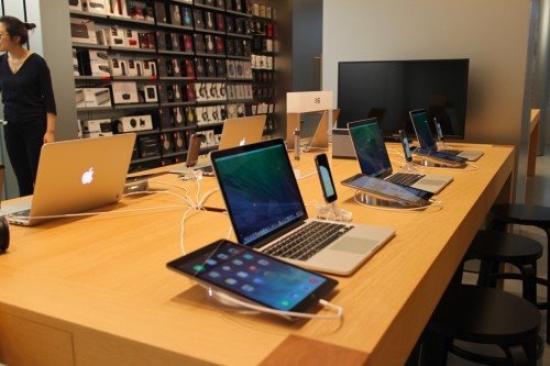 苹果 iPhone 15 Pro系列机型最高 8GB 内存、1TB 存储