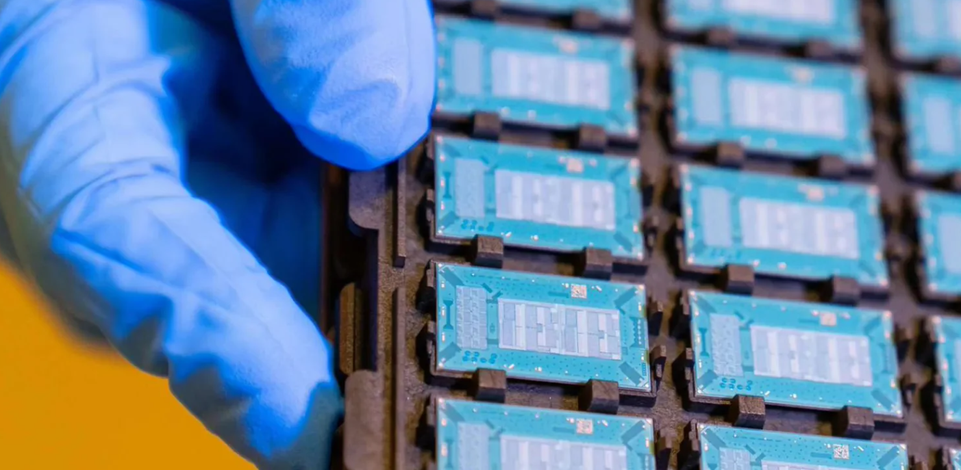 苹果iPhone 6 Plus易弯曲仍未解决