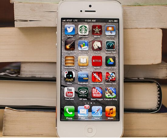 苹果为 iOS 17 带来多项辅助功能更新：支持让 iPhone 模仿用户声音