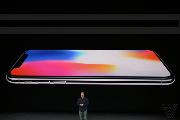 外媒发现 iOS 17.2 代码中有证据表明可在 iPhone 上侧载应用程序