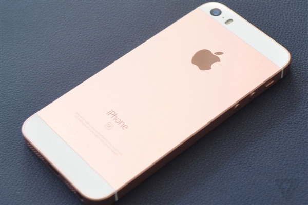 一款未拆封初代苹果 iPhone 拍卖价格超过 6.3 万美元