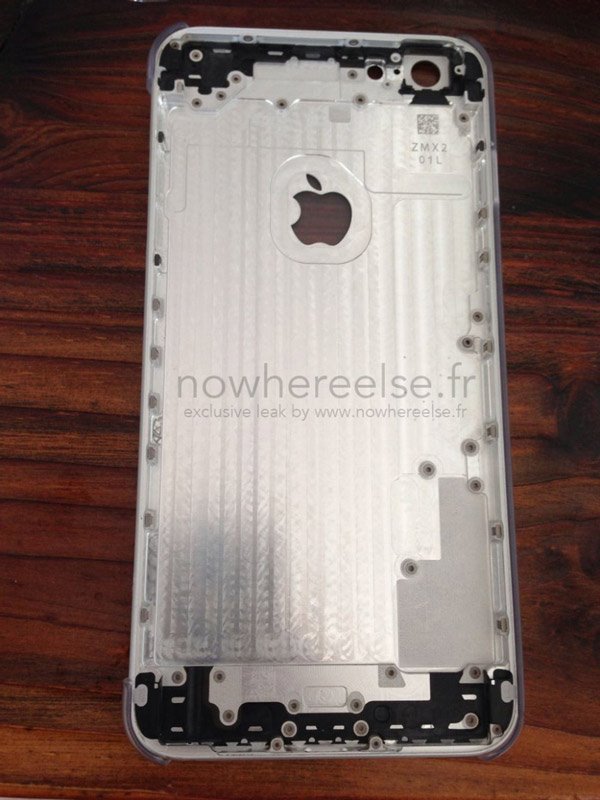 新一代 MacBook Pro 传闻：配备高速 SD 卡读卡器，Touch ID 还能发光