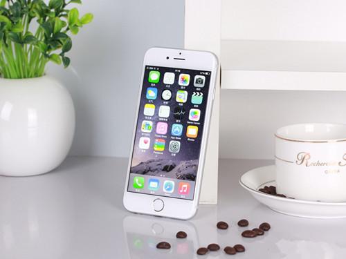 watchOS 5.2.1 为 Apple Watch 带来全新「骄傲」彩虹表盘