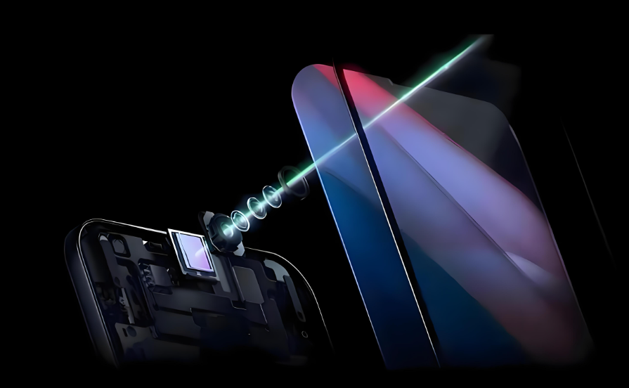 苹果 iPhone 15 系列机模上手视频展示：标准版配色更淡