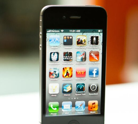 苹果 iPhone 12 新渲染图曝光：更小的刘海