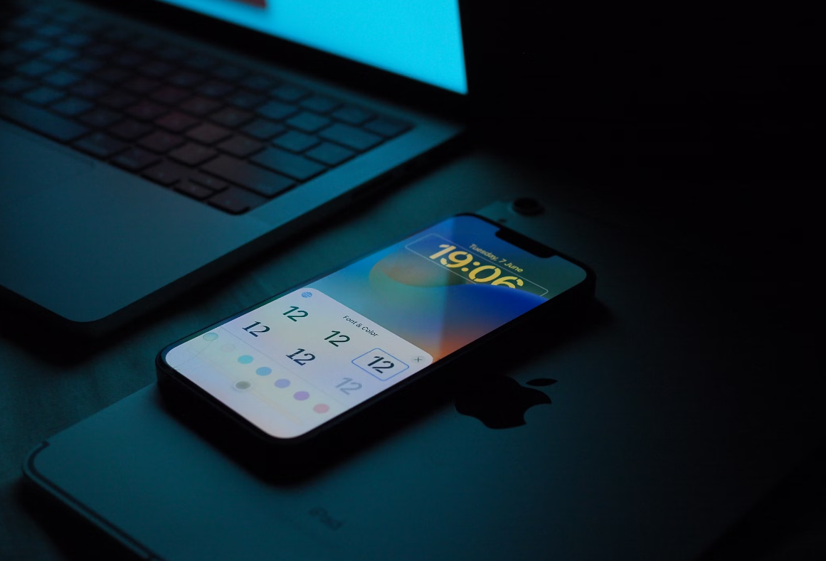 苹果 iPhone 13 全系手机壳曝光：后置镜头大提升