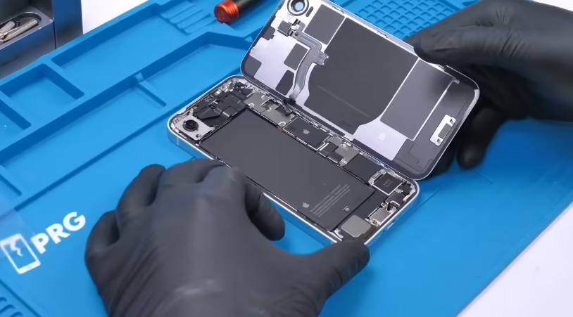 苹果新专利又来了 可以让你的iPhone不怕晒太阳