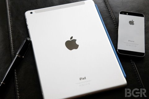 iPhone X创新不止于表面，其实内部已经用上先进的5G天线