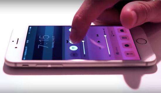 苹果iPhone十周年版重大升级：就是这么美