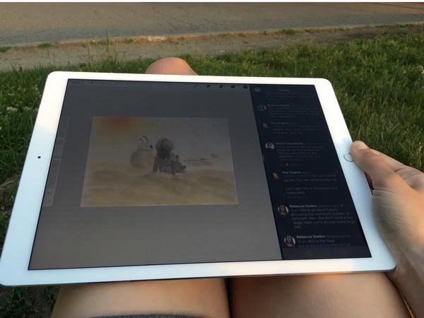 iPhone 17 Air 机模上手，苹果史上最薄 iPhone 机型