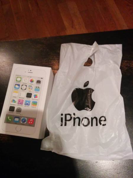 分析师：苹果 iPhone 15 机型组合将更“均衡”，全系配备灵动岛