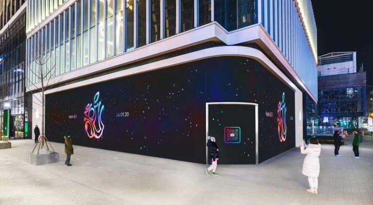 上市半年后，Olloclip终于推出了首款苹果iPhone X镜头套件