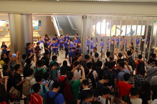 英特尔一副总裁被苹果挖走，将在明年加盟苹果并出任副总裁