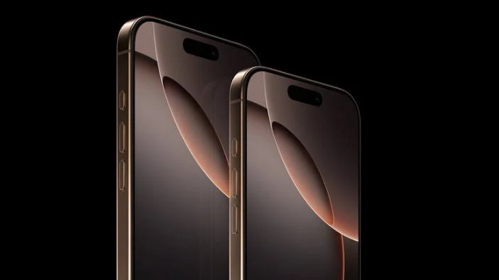 意外进入苹果维修微信群 揭底换屏黑幕