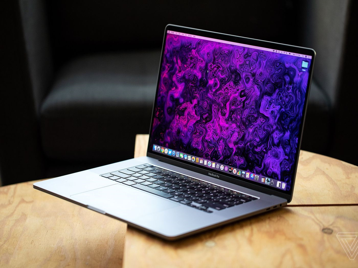 苹果计划下半年将推出 11 英寸 iPad Air 和 23 英寸 iMac