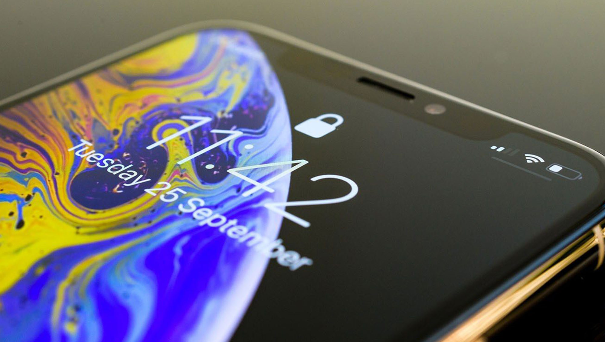 iPhone 7 暖心广告：用容纳与包容去打开你的心