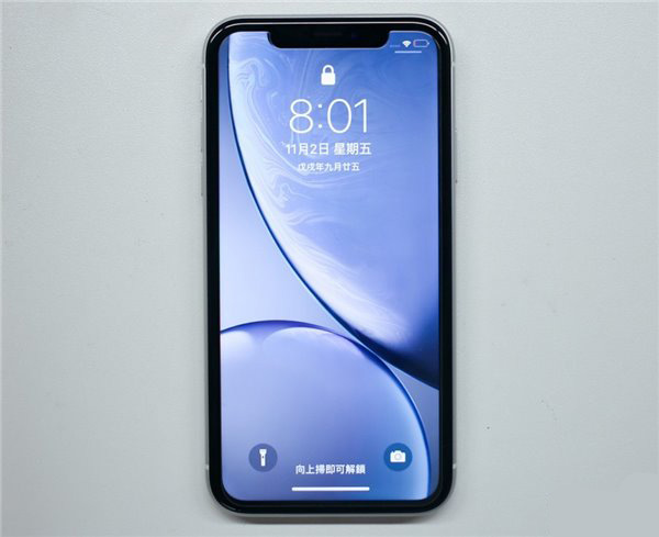 设计师制作苹果窄边框 iMac 设想图：24 和 32 英寸两款