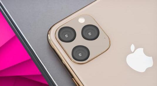 苹果iPhone X明天正式发售，黄牛党遭遇“水逆”